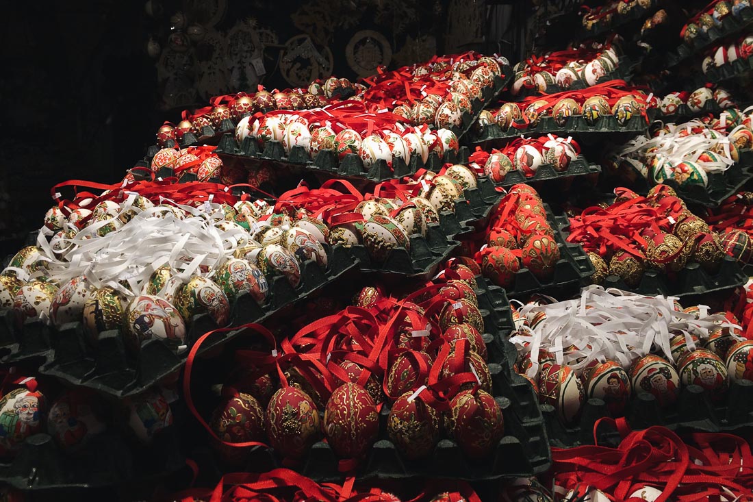 christmas market eggs